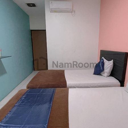 ג'קרטה Cempaka Residence By Namroom מראה חיצוני תמונה